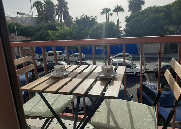 아파트 El Apartamento De Matita - Free Parking And 1' Beach 텔데